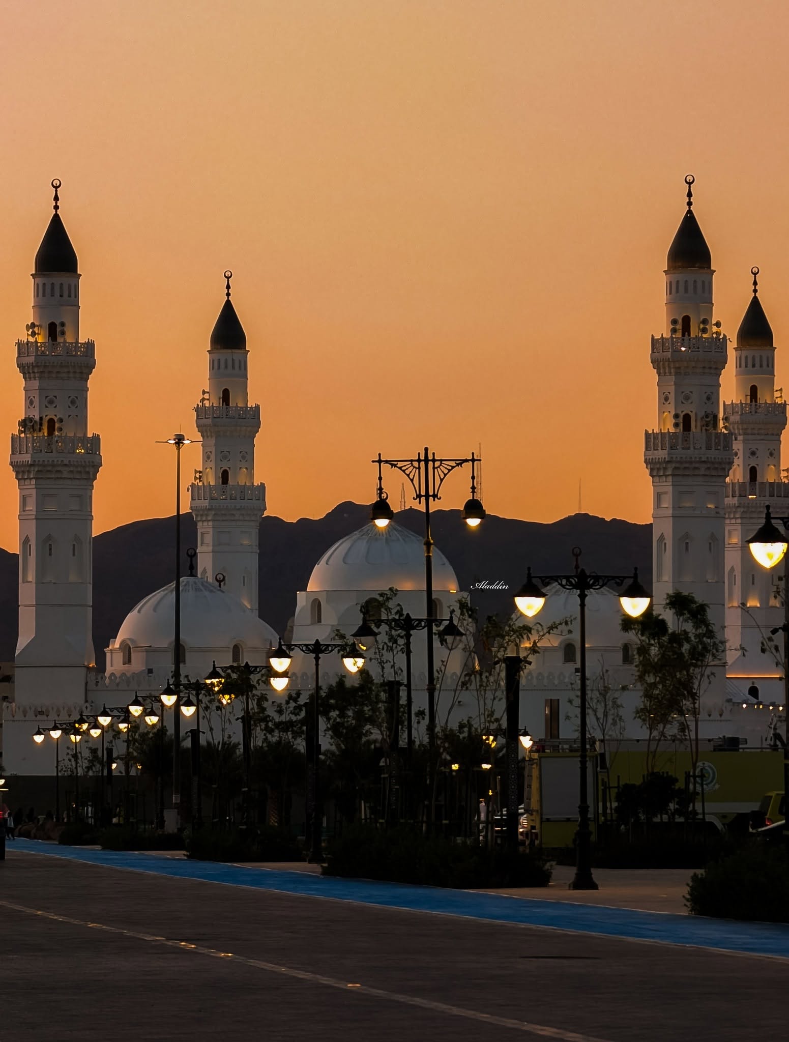 عَلَاء الدًين